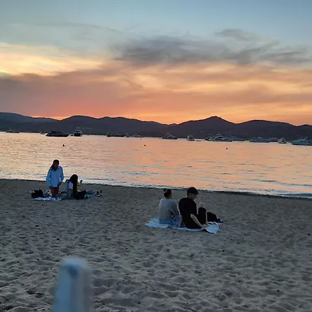 Playa Del Sol -b3 Hotel