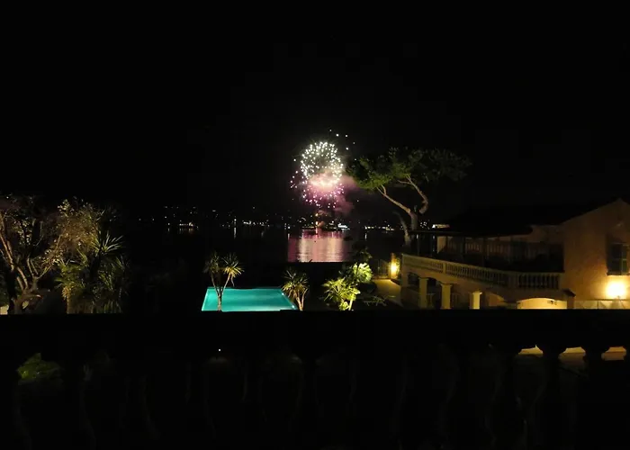 Playa Del Sol -b3 Hotel