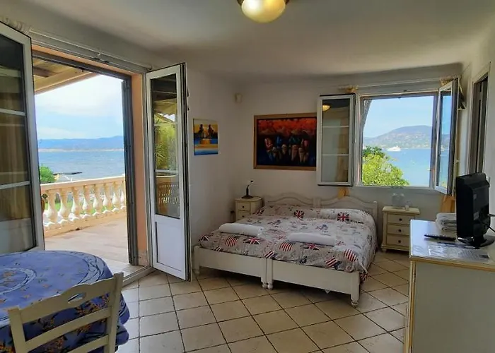 Playa Del Sol -b3 סן טרופז